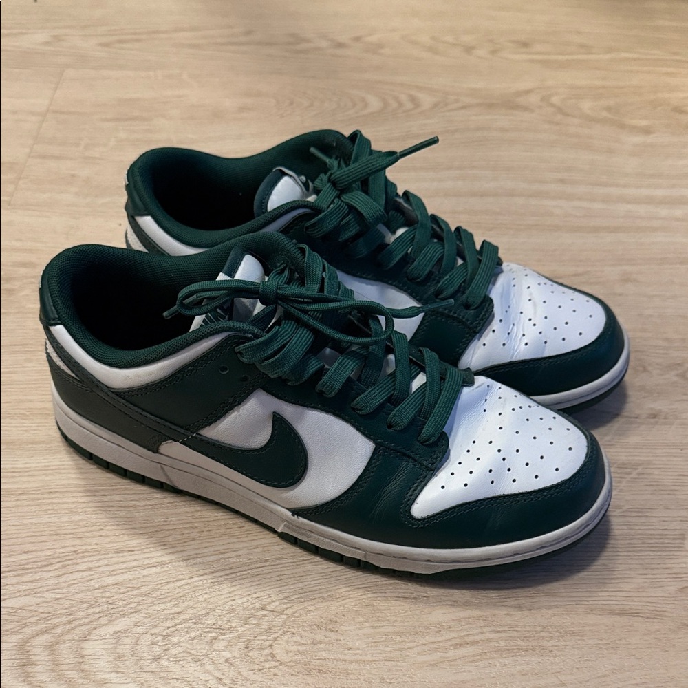 NIKE Dunks Team Green